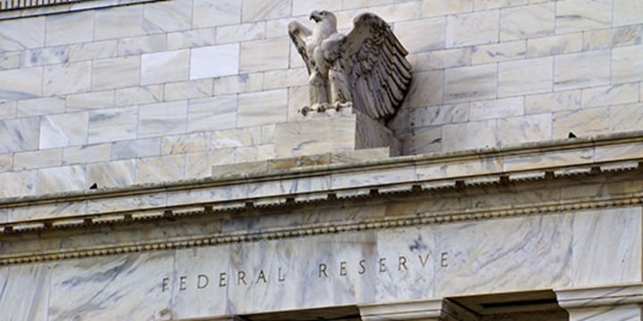 Fed Tutanakları: Kademeli faiz artırımlarının devam edeceği öngörülüyor