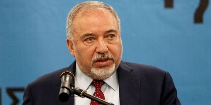 İsrail Savunma Bakanı Lieberman istifa etti