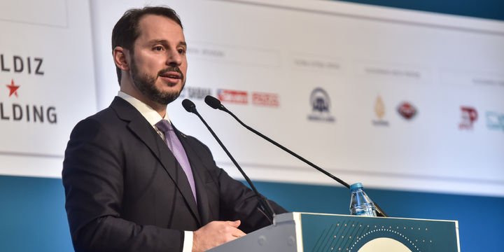 Albayrak: 50 bin tondan fazla soğan depolanmış ve satılmıyor