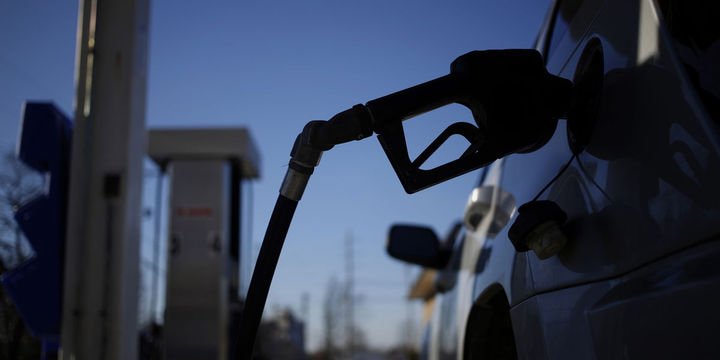 Motorinde indirim gündemde