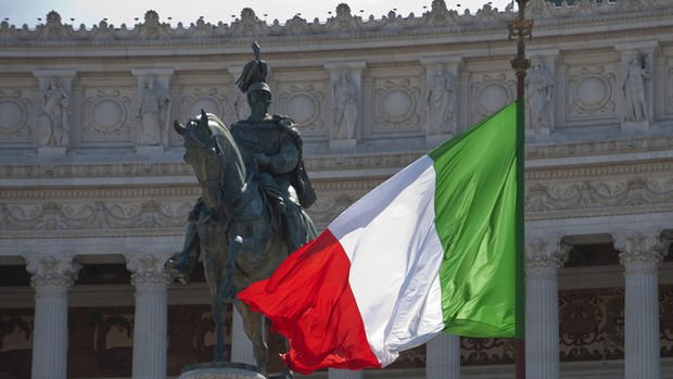 Yetkili: İtalya 2019 bütçesine ilişkin değişikliklere bakacak