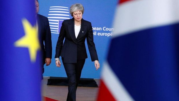 AB Brexit'e yeniden müzakere kapılarını kapattı