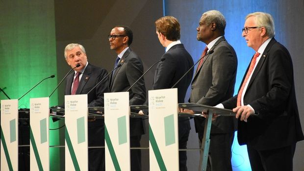 Juncker'e sert yanıt: Afrika, Afrikalılara aittir