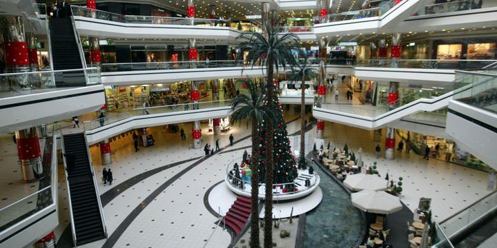 Alışveriş merkezlerinden 130 milyar TL ciro