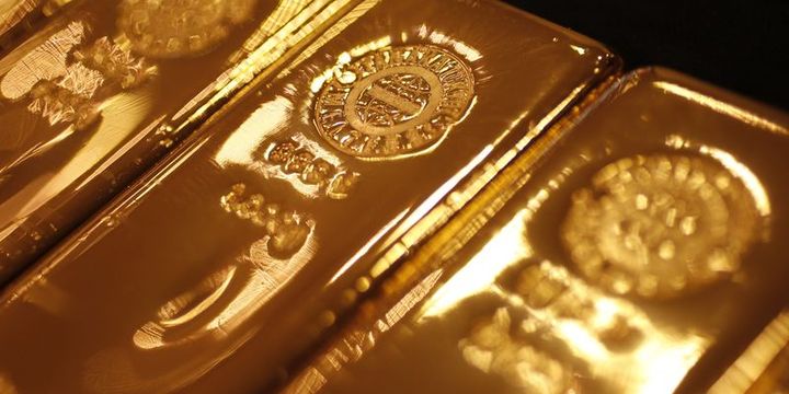 Altın risk iştahının azalması ile 1,300 doların üzerini gördü