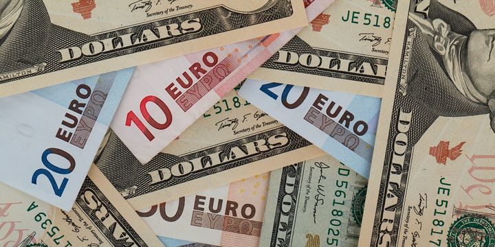 Euro ve dolar cinsi tahvil ihracına devam edilecek
