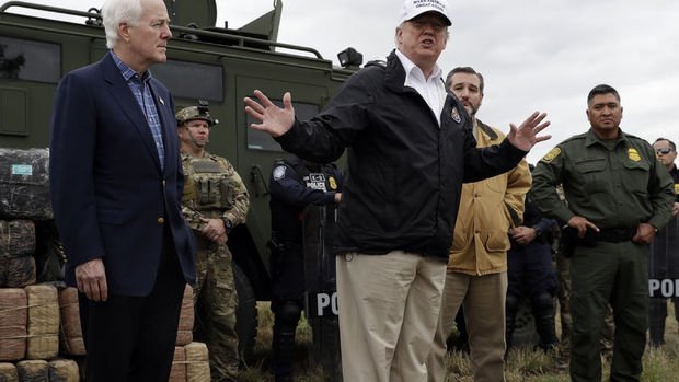 ABD Başkanı Trump, Meksika sınırında