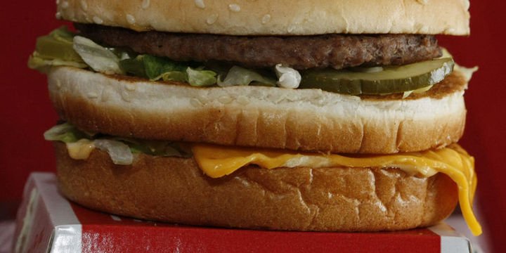 making of a big mac for photo making of a big mac for photo