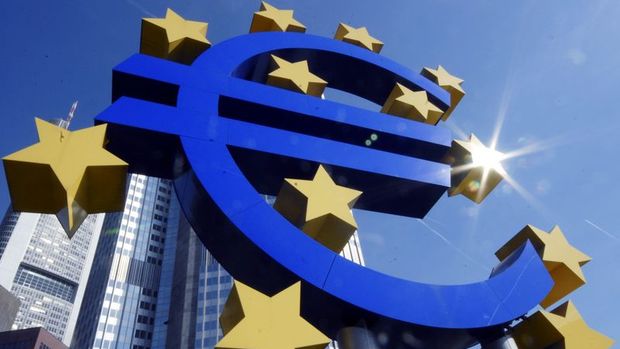 Belirsizlikler Avrupa ekonomisini yavaşlatıyor