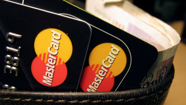 AB'den MasterCard'a 570 milyon euro para cezası