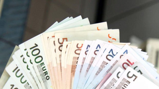 Hazine eurobond için BNP Paribas, Deutsche ve JPMorgan'a yetki verdi