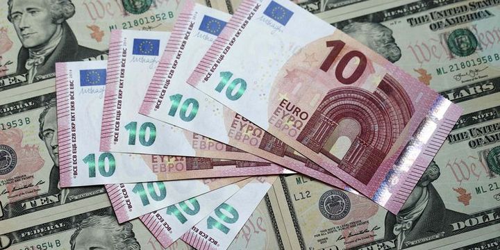 Euro “Draghi” sonrasında dolar karşısındaki kaybını artırdı
