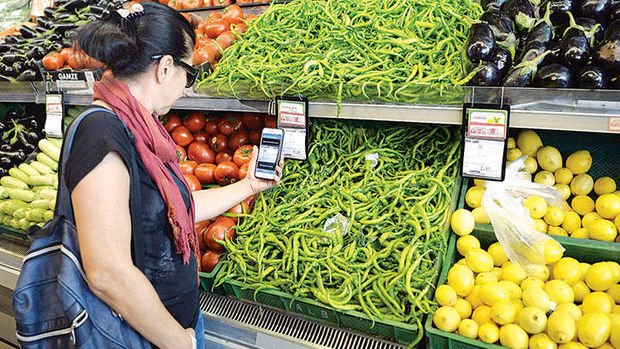 Zincir marketler bir süreliğine patlıcan ve biber satmama kararı aldı