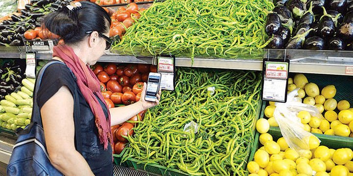 Zincir marketler bir süreliğine patlıcan ve biber satmama kararı aldı