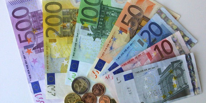 AB vize ücretlerini 80 euro yapmaya hazırlanıyor
