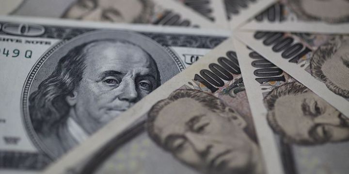 Yen “ticaret iyimserliği” ile dolar karşısında düştü