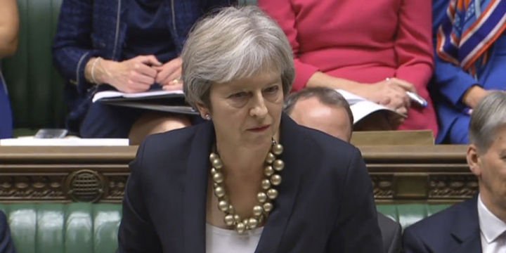 May Brexit oylaması için parlamentodan zaman istedi