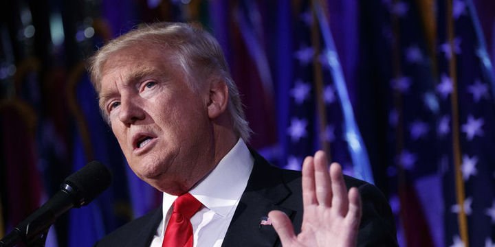 Trump: Duvar anlaşmasından mutlu değilim