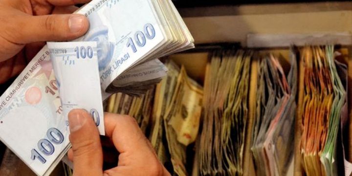 Bakan Selçuk bayram ikramiyelerine ilişkin açıklama yaptı