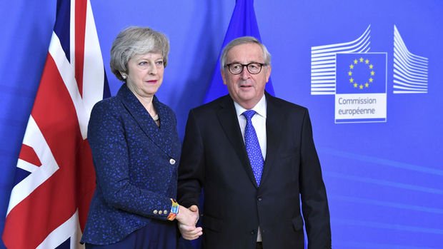 May “Brexit” için Juncker ile görüşecek