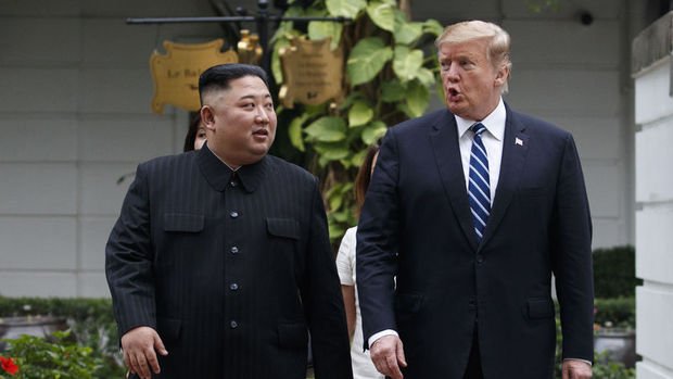 Trump: Kuzey Kore ile görüşmeler yaptırımların kalkması talebi nedeniyle bitti
