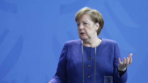 Merkel: Brexit konusunda opsiyonlar azaldı