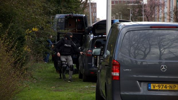 Hollanda'da silahlı saldırının şüphelisi yakalandı