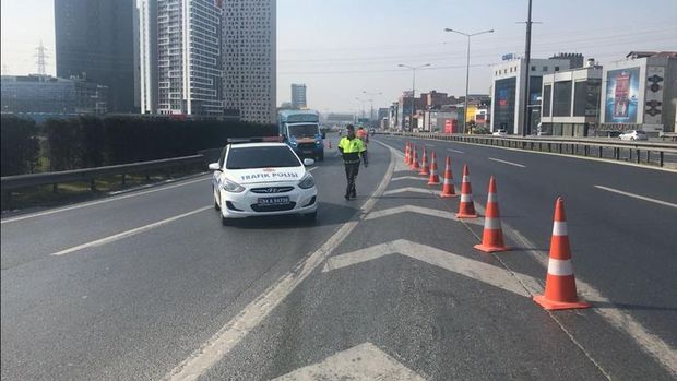 İstanbul'da kapalı yollar trafiğe açıldı