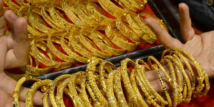Gram altın 239 lira seviyelerinde işlem görüyor