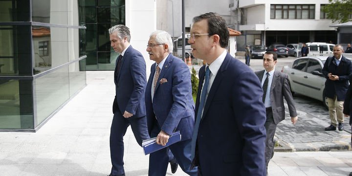 YSK seçimlerin yenilenmesi talebini Pazartesi görüşecek