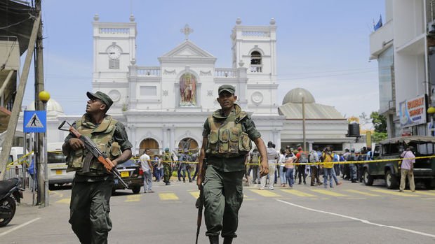 Sri Lanka'daki saldırılarda 290 kişi hayatını kaybetti