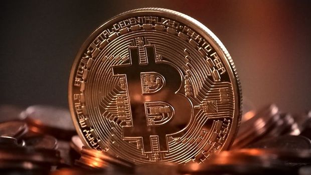 Bitcoin göstergesi 2 ayın ilk “sat” sinyalini veriyor