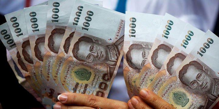Asya para birimleri karışık seyretti
