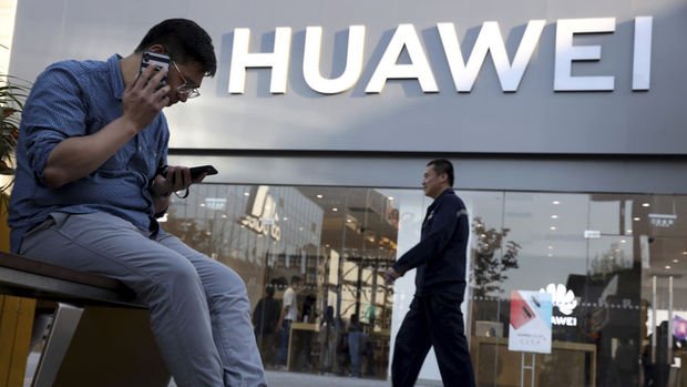ABD yaptırımları sebebiyle Çinliler iPhone'u bırakıp Huawei alıyor