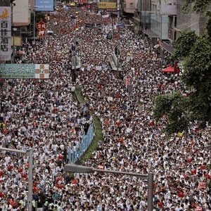 HONG KONG'DA "SUÇLULARIN İADESİ" KARŞITI PROTESTOLAR SÜRÜYOR
