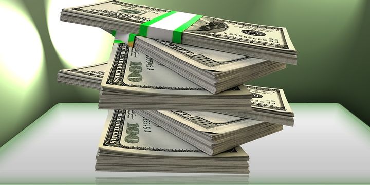 Haftaya artışla başlayan dolar/TL düşüşe geçti