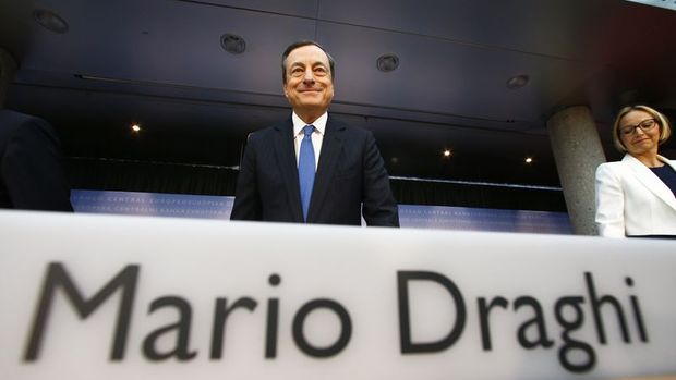 Draghi görev süresi dolmadan önce güçlü bir harekete hazırlanıyor
