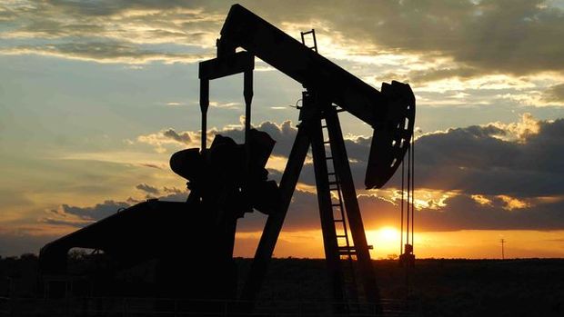 ABD'nin ham petrol stoku düştü