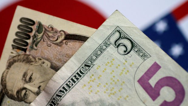 Yen İran'ın “yaptırım” açıklamasıyla dolar karşısında yükseldi
