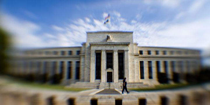 Fed büyüme endişesi ile uzun vadeli faiz görünümünü düşürdü