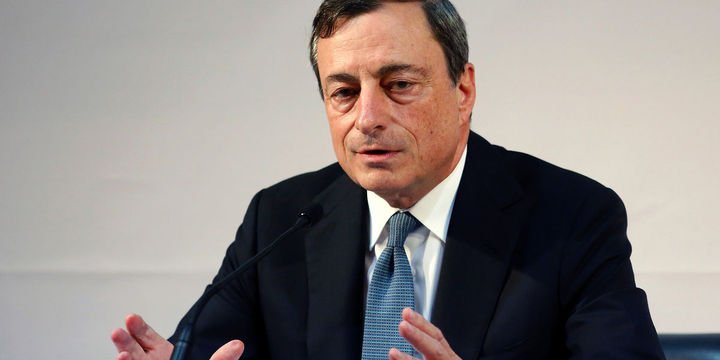 Draghi “parasal genişleme için” yasal sınırları test edecek