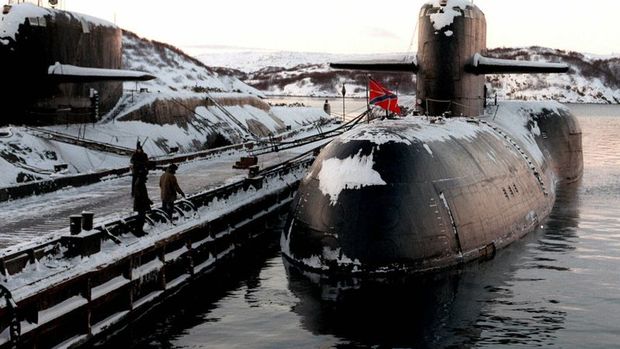 Rusya, denizaltı kazasında 14 denizcinin hayatını kaybettiğini açıkladı