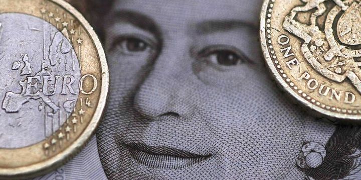 Sterlin anlaşmasız Brexit ihtimaliyle 2 yılın düşüğüne geriledi