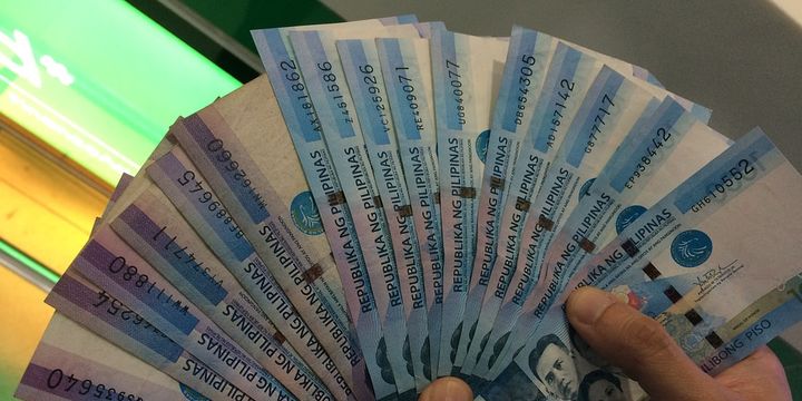 Gelişen piyasa paraları peso öncülüğünde düştü