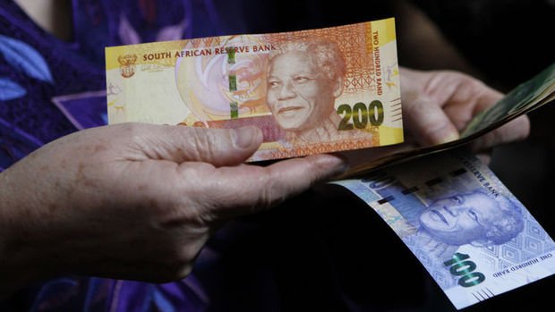 Güney Afrika Merkez Bankası faiz indirdi