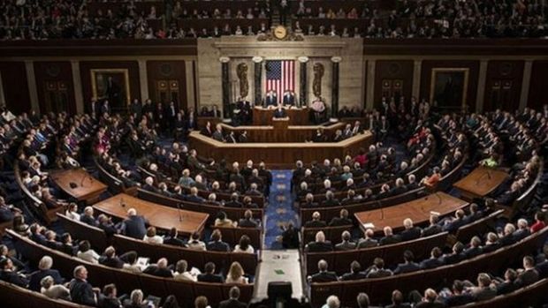 ABD'de Temsilciler Meclisi asgari ücreti 2 katına çıkaran yasa tasarısını onayladı