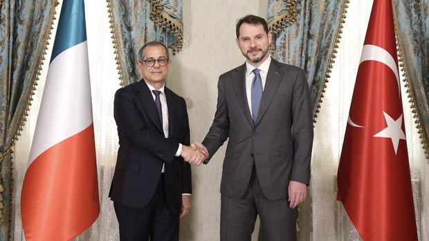 Bakan Albayrak, İtalya Ekonomi ve Maliye Bakanı Tria ile görüştü