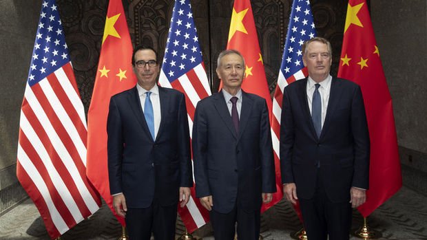 ABD-Çin ticaret görüşmeleri Trump’ın suçlamalarıyla başladı