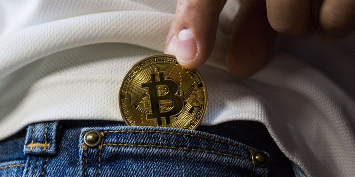 Bitcoin 11,000 doların üzerine çıktı