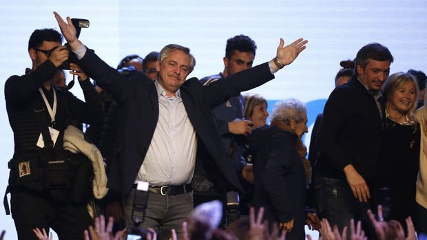 Arjantin'deki ön seçim sonuçları muhalefeti sevindirdi